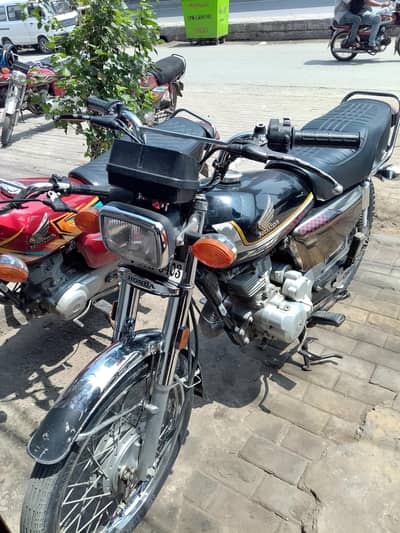 Honda 125 self start