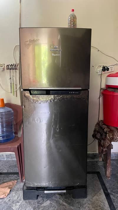 Dawlance refrigerator in good condition