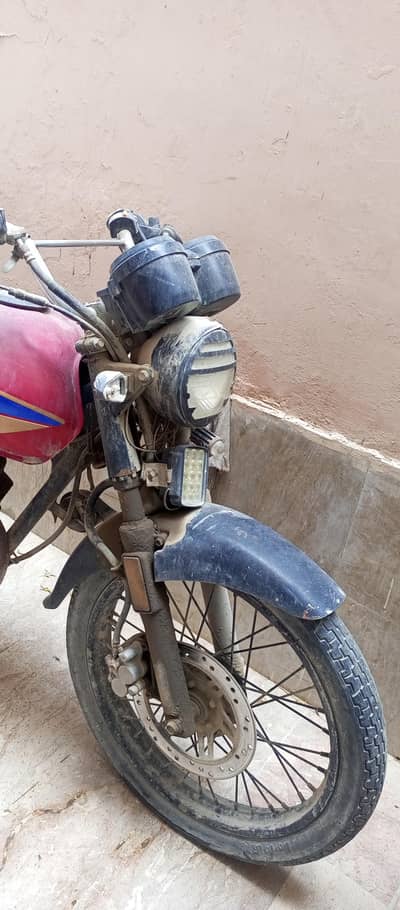 Honda 125 Deluxe