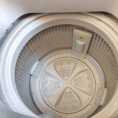 washing machine auto matic 5 year old gear box not working