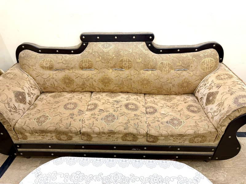 sofa sat 2