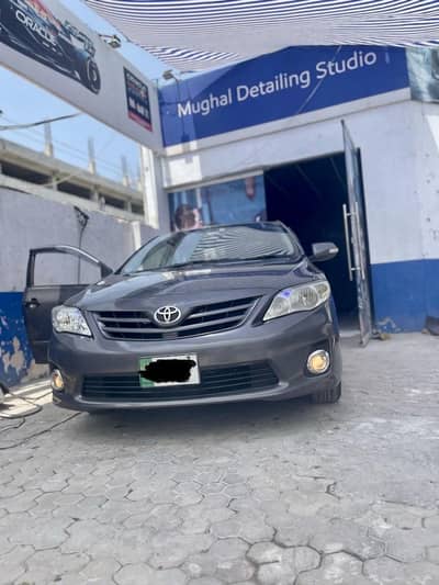 Toyota Corolla GLI 2011
