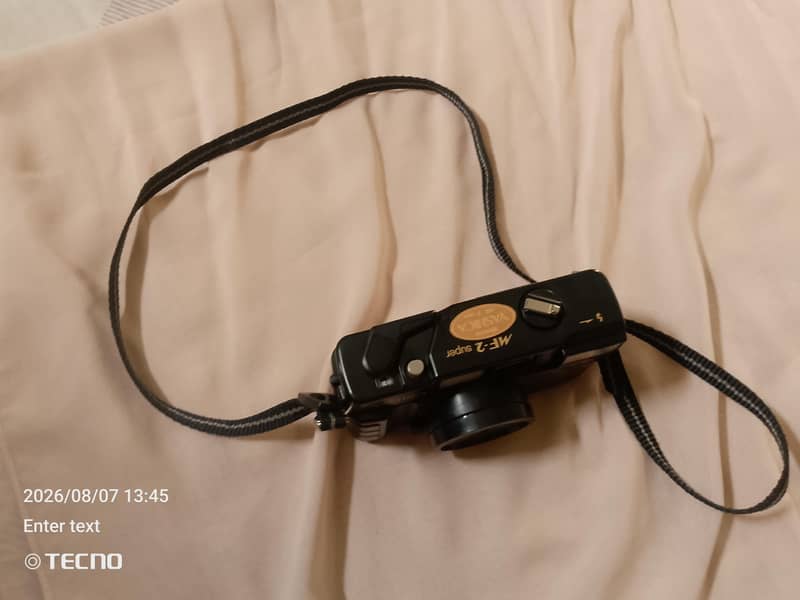 camera 8