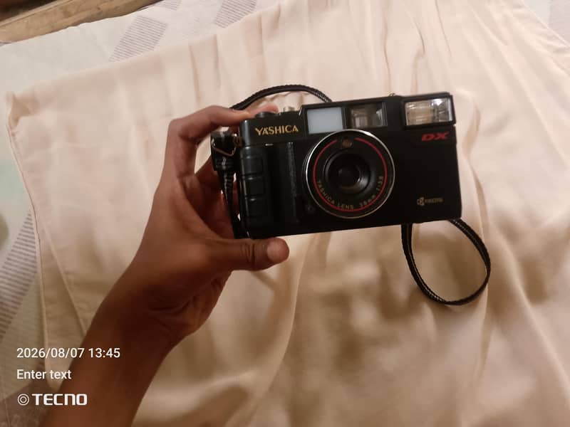 camera 9