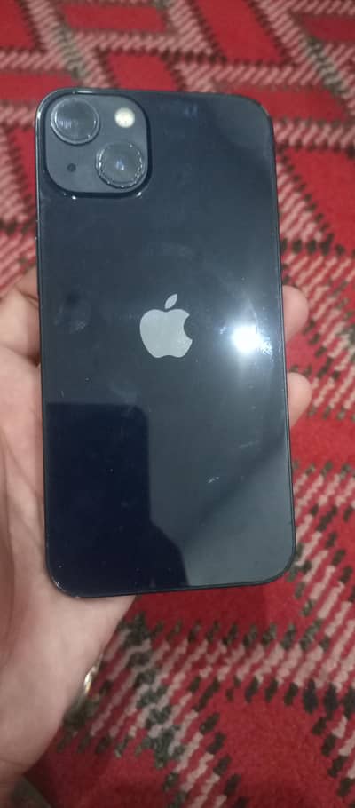Apple iPhone 13