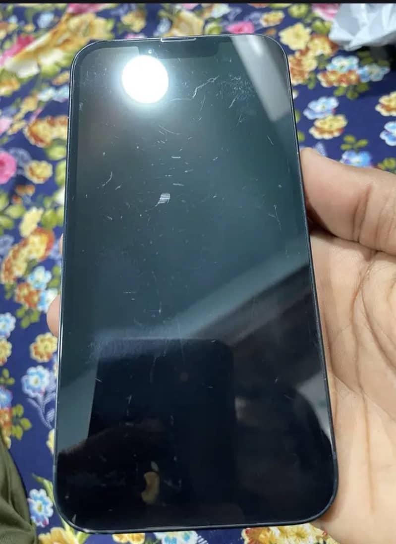 iPhone 14 6