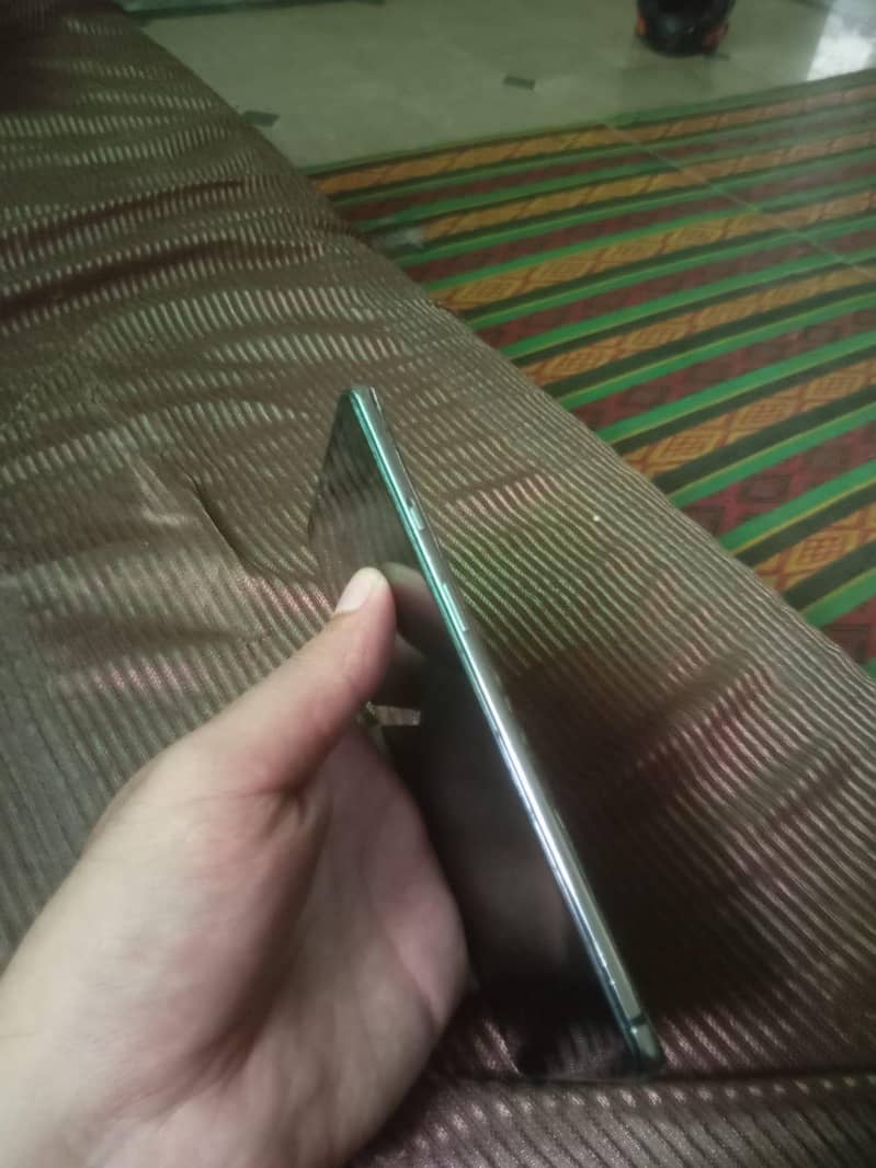 One Plus 7T 4
