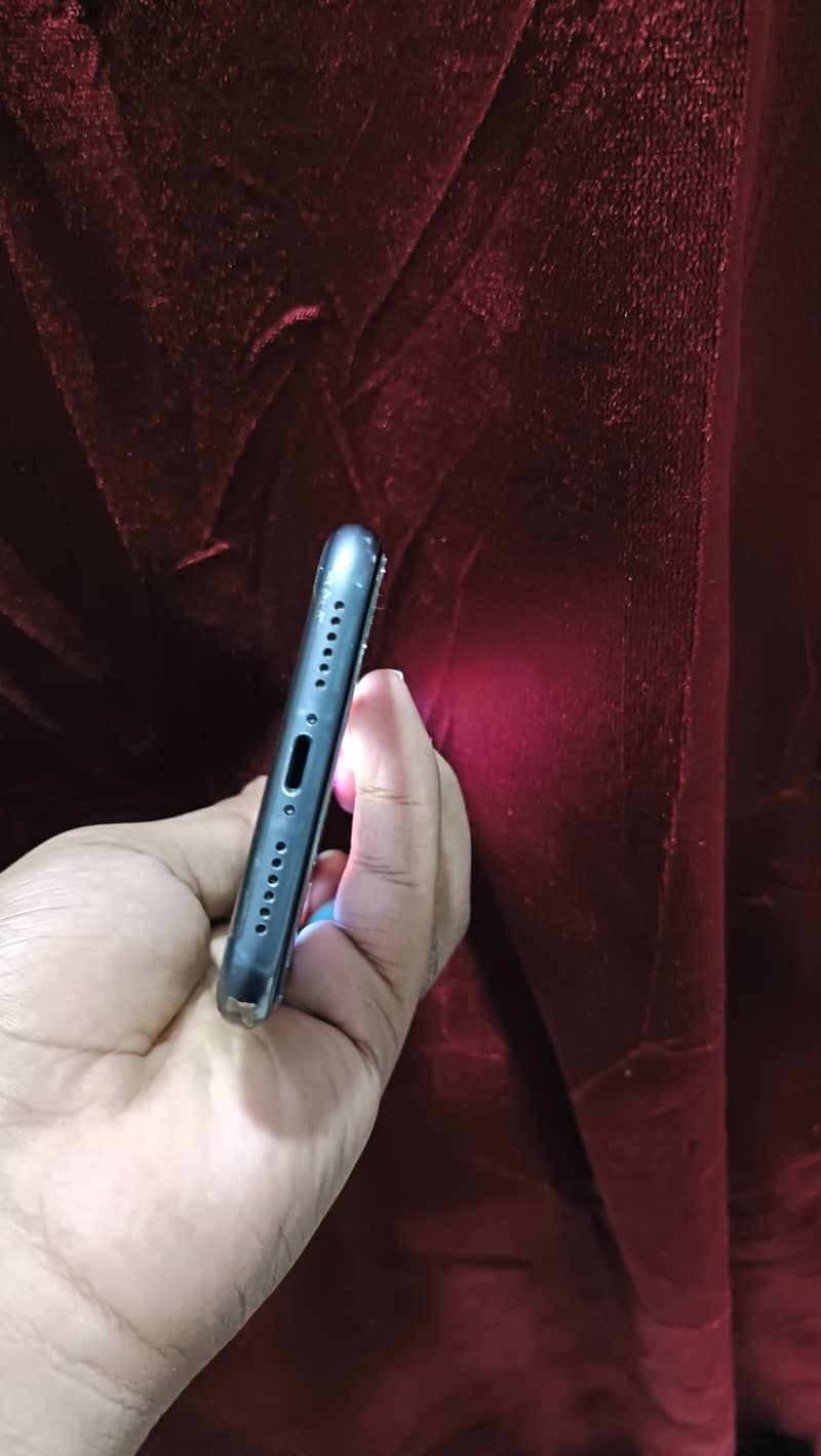 Apple iPhone 11 2