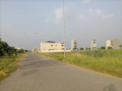 Residential Plot For sale In Rs. 45000000