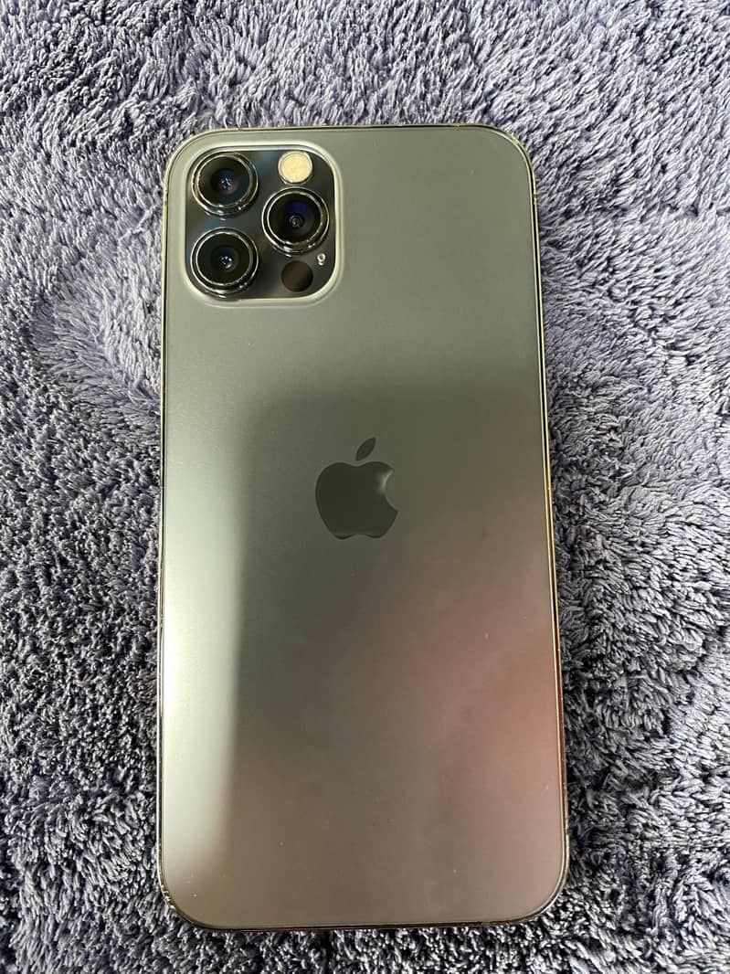 Apple iPhone 12 0