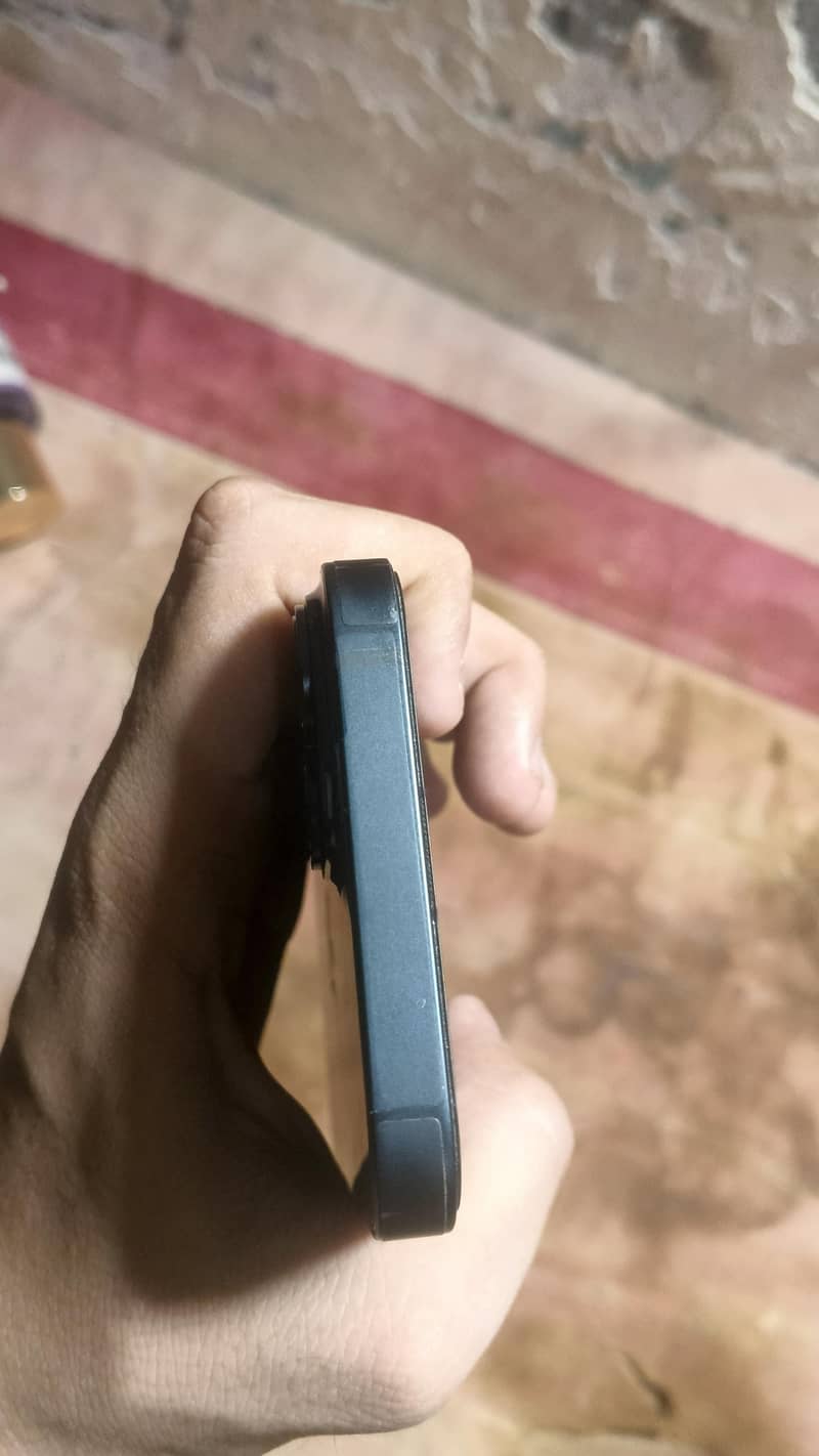Apple iPhone 14 1