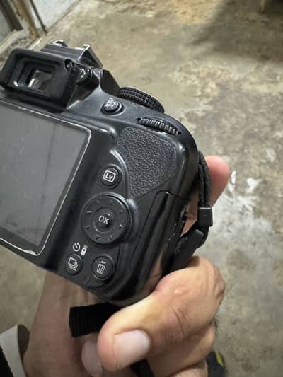 Nikom d3400