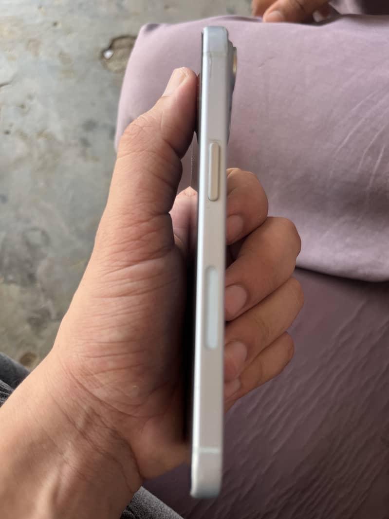 Apple iPhone 15 1
