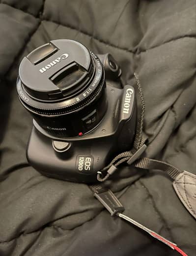 Canon 1200D