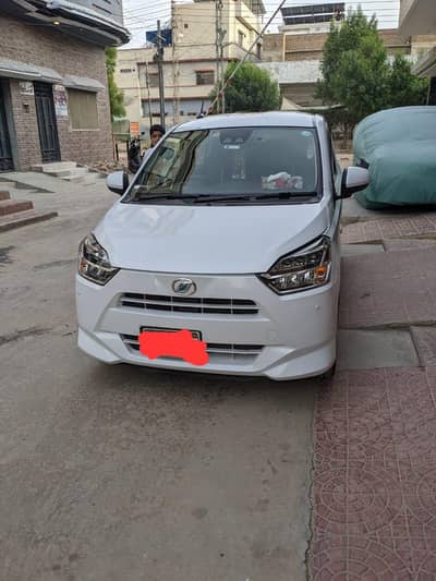 Daihatsu Mira 2022