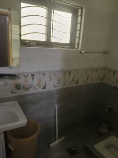 Beautiful 7 Marla Prime Loc House 5th Road Satellite Town Rwp 4 RENT