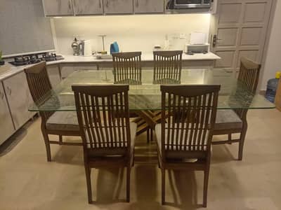 tampered Glass Top Dinnning Table with Six Chairs