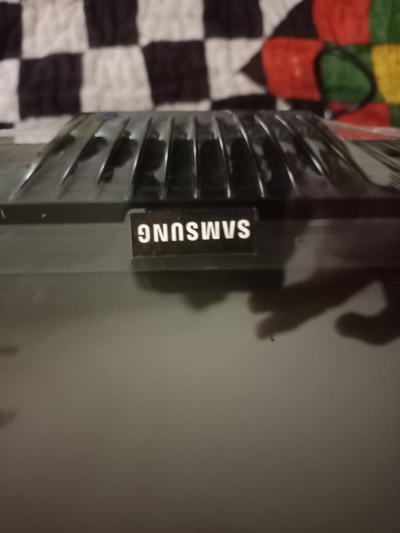 LCD SAMSUNG 3