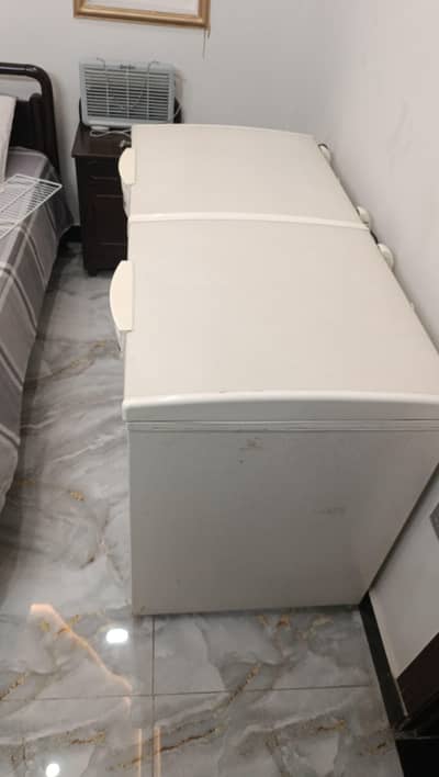 Deep freezer