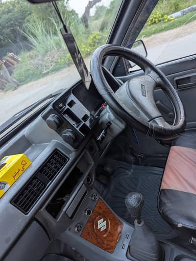 Suzuki Mehran VXR 2013