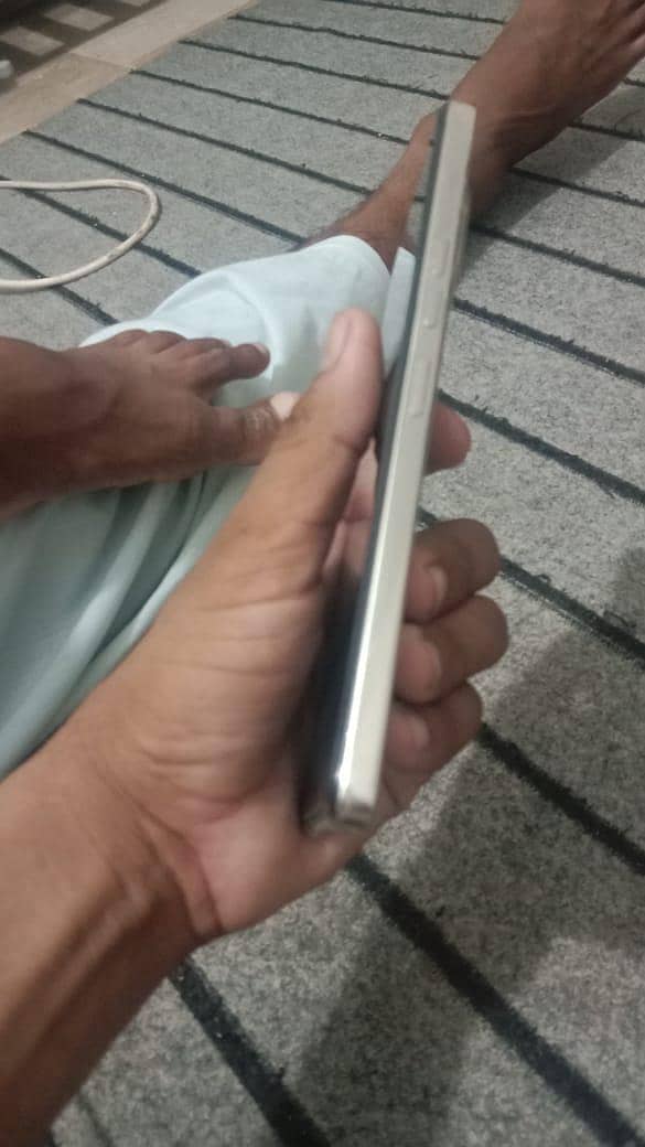 Tecno CAMON 30 4