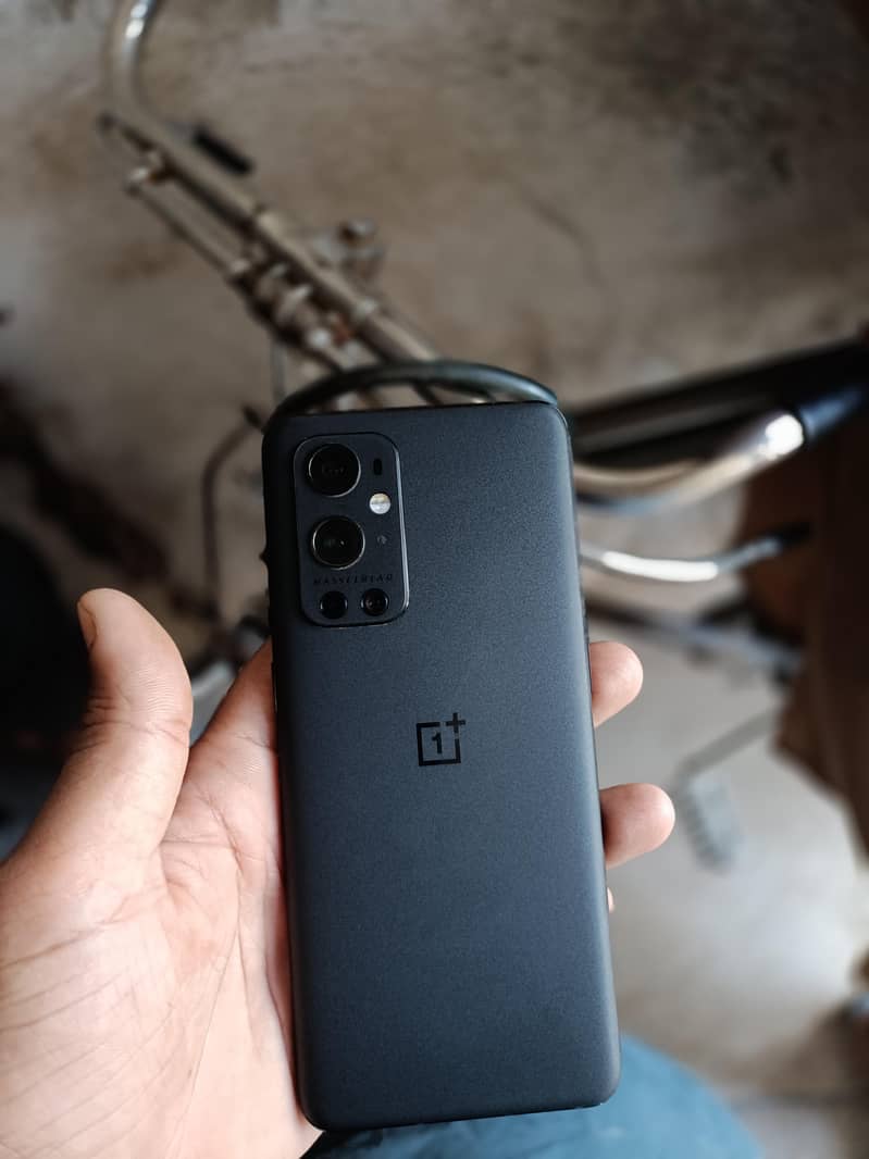 One Plus 9 Pro 4