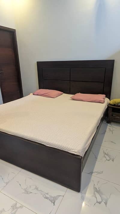 king size bed for sale