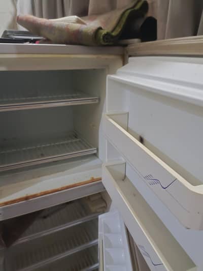 Dawlance refrigerator