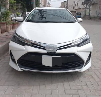 Toyota Altis Grande 2025/2025 km 14000 BTB cell 0331-3727300