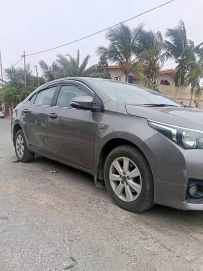 Toyota Corolla Altis 2015