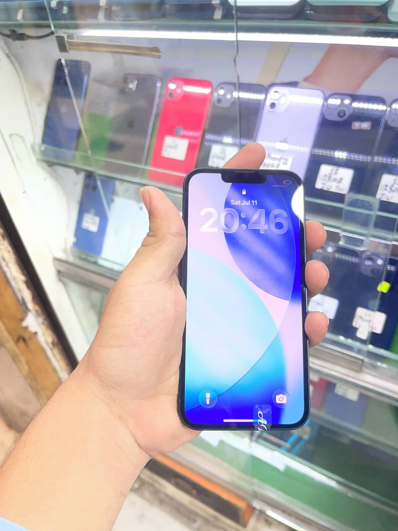 Apple iPhone 14 1