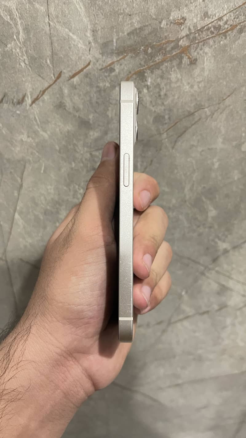 Apple iPhone 13 3