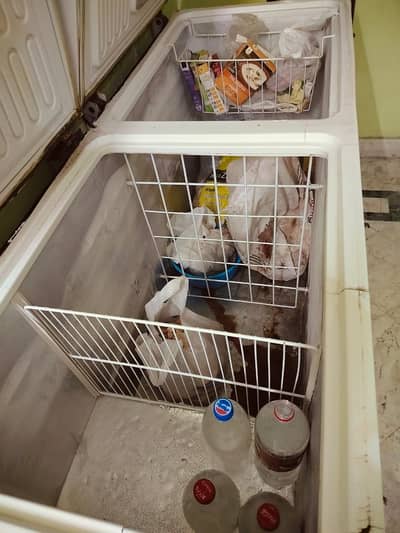 waves full size deep freezer