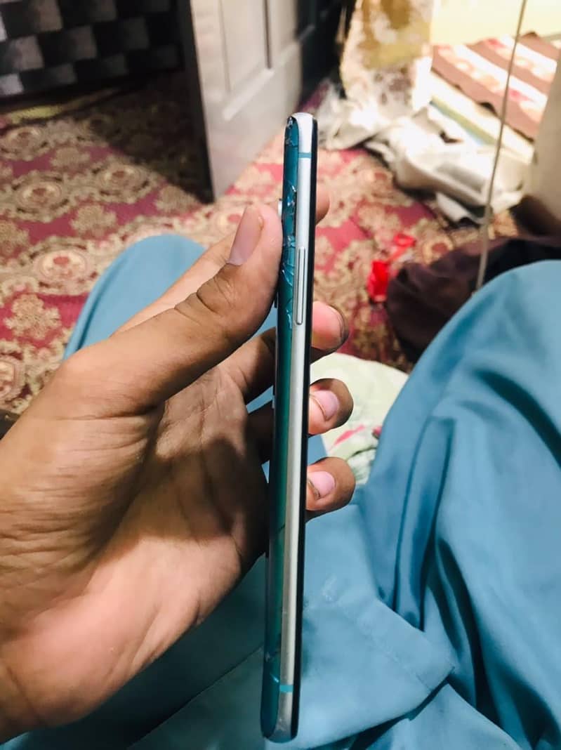 One Plus 8T 0