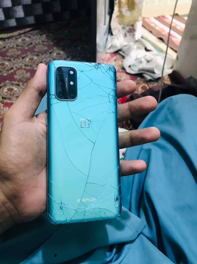 One Plus 8T 1