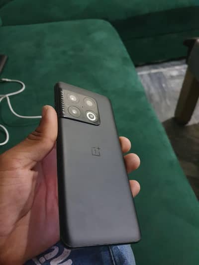 One Plus 10 Pro 5g
