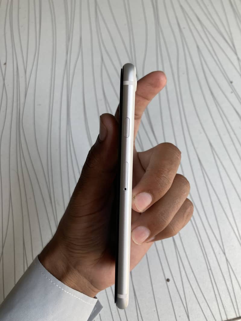Apple iPhone SE 2