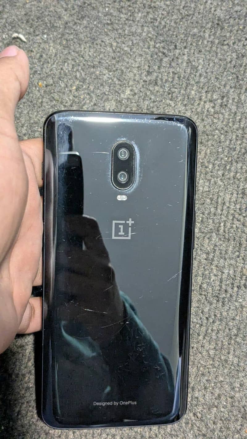 One Plus 6T 1
