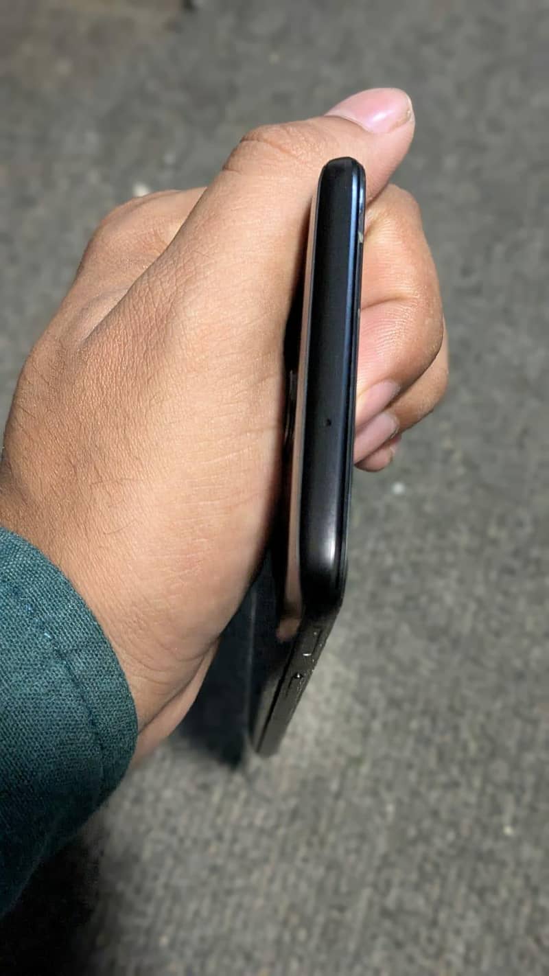 One Plus 6T 3