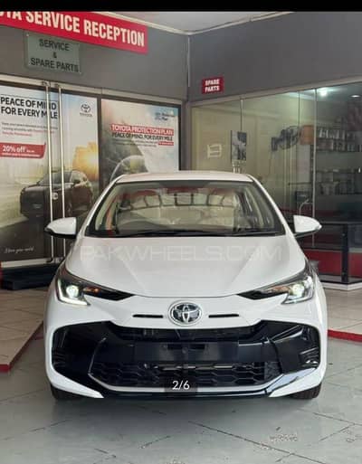Toyota Yaris GLI CVT ZERO METER