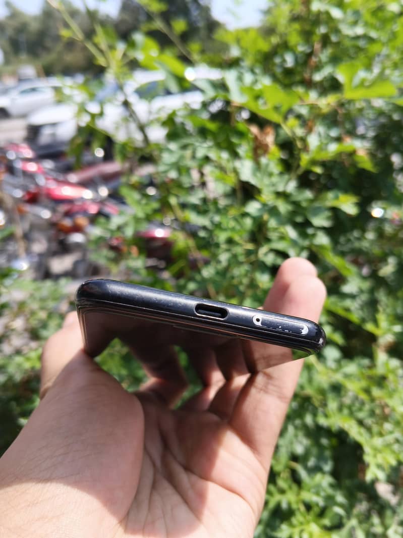 Google Pixel 3 8