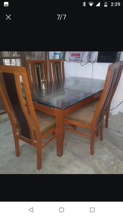 selling 6 seater dinning table urgently