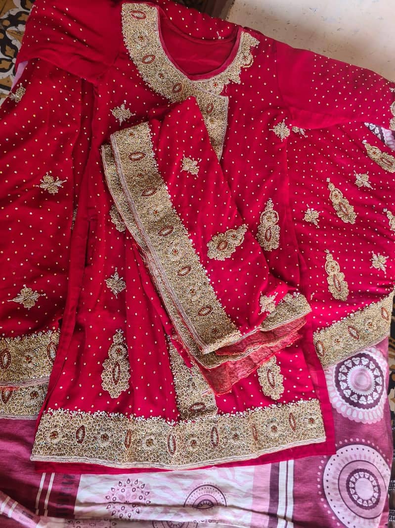 ڈیزائنر برائیڈل لہنگا مناسب قیمت میں - ڈسکاؤنٹ پر برائے فروخت 2