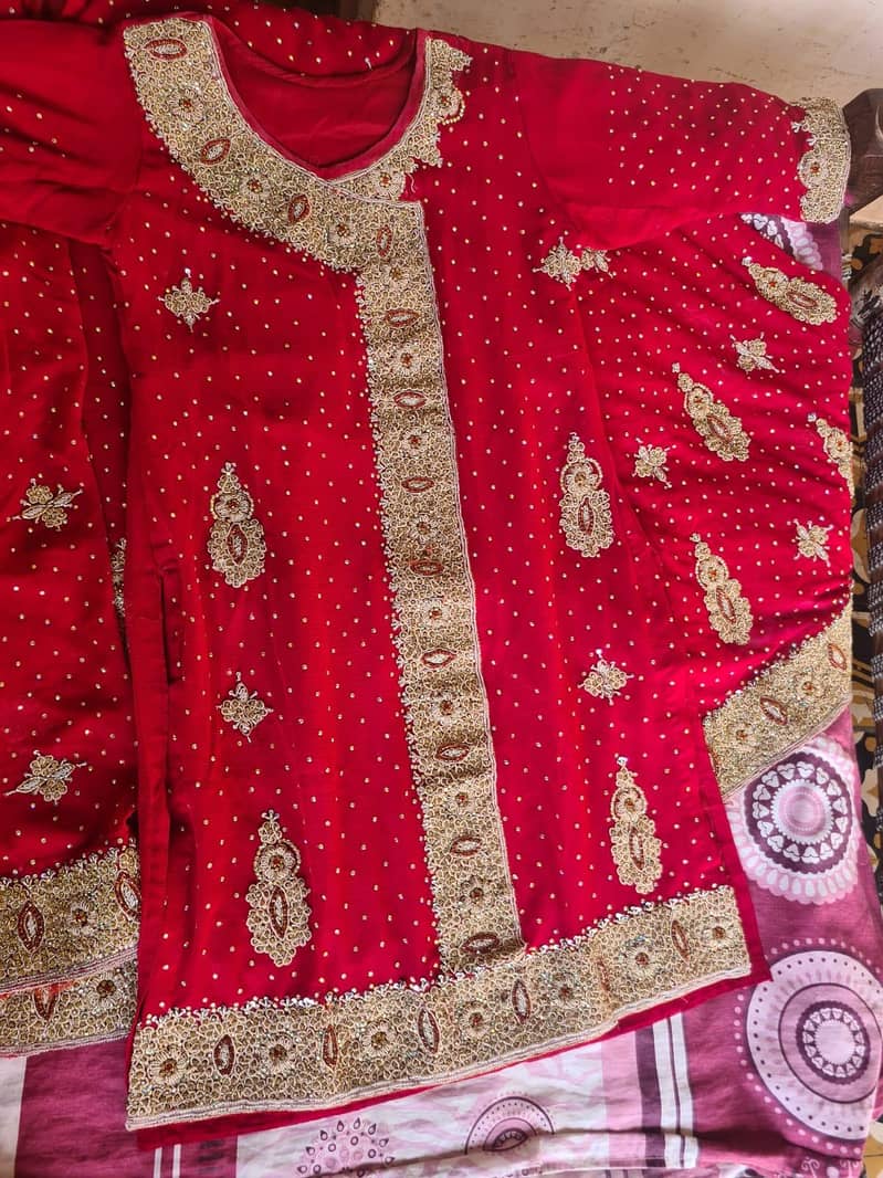 ڈیزائنر برائیڈل لہنگا مناسب قیمت میں - ڈسکاؤنٹ پر برائے فروخت 3