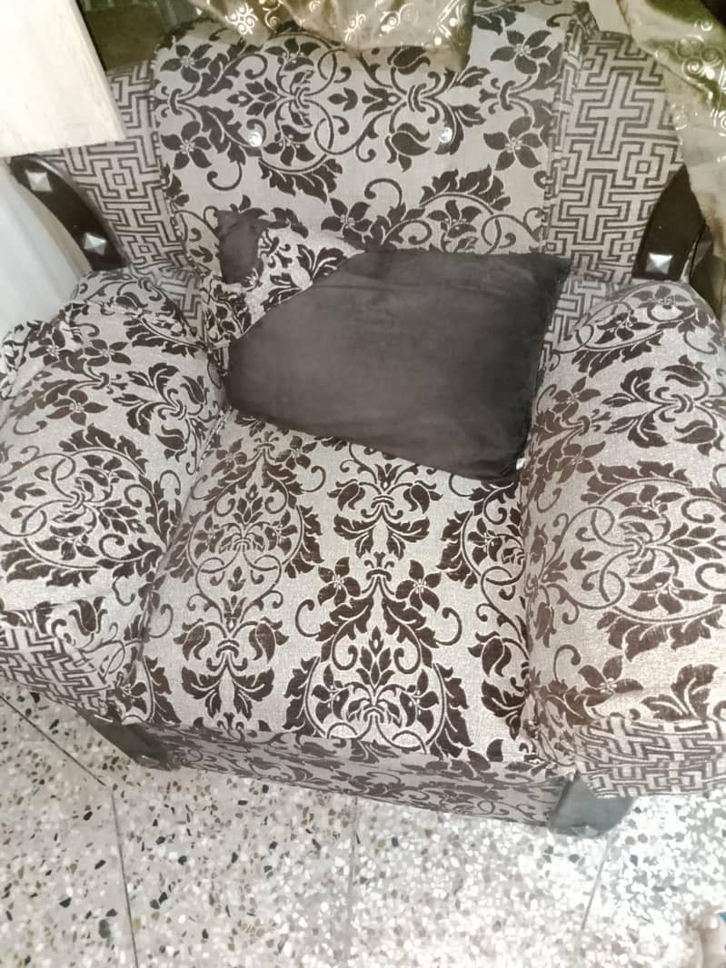 sofa set 0