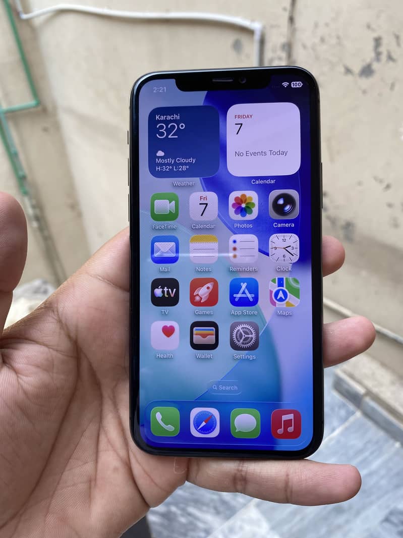 iPhone 11 Pro 6