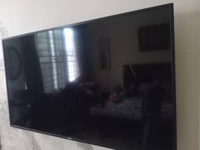 Dubai purchased 55" sony smart Led, used 6 months only