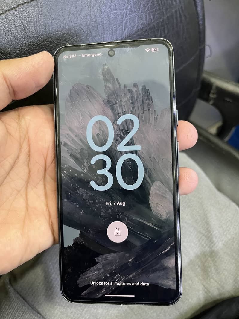 Google Pixel 8 2