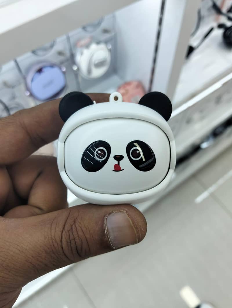 earbuds 6