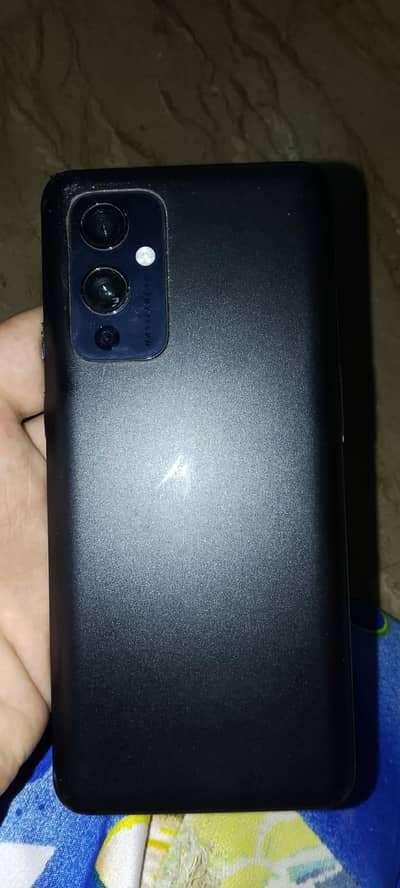 One Plus 9 5g 8(128 dual approved cp snapdragon 888